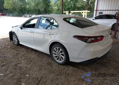 2021 Toyota Camry Le из США, поврежденный, VIN 4T1C11AK3MU457198